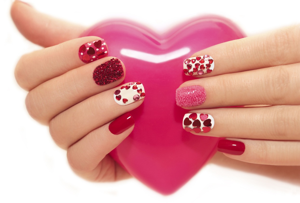 Manicure with hearts