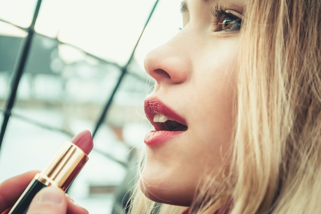 Ultimate-Guide-to-Lipstick