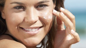 face-sunscreens-you-can-wear-under-makeup