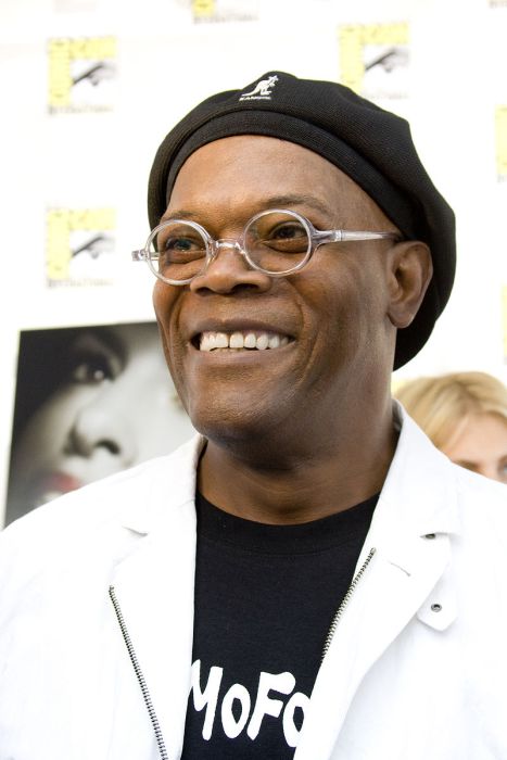 Samuel-L-Jackson-wearing-the-beret-produced-by-Kangol